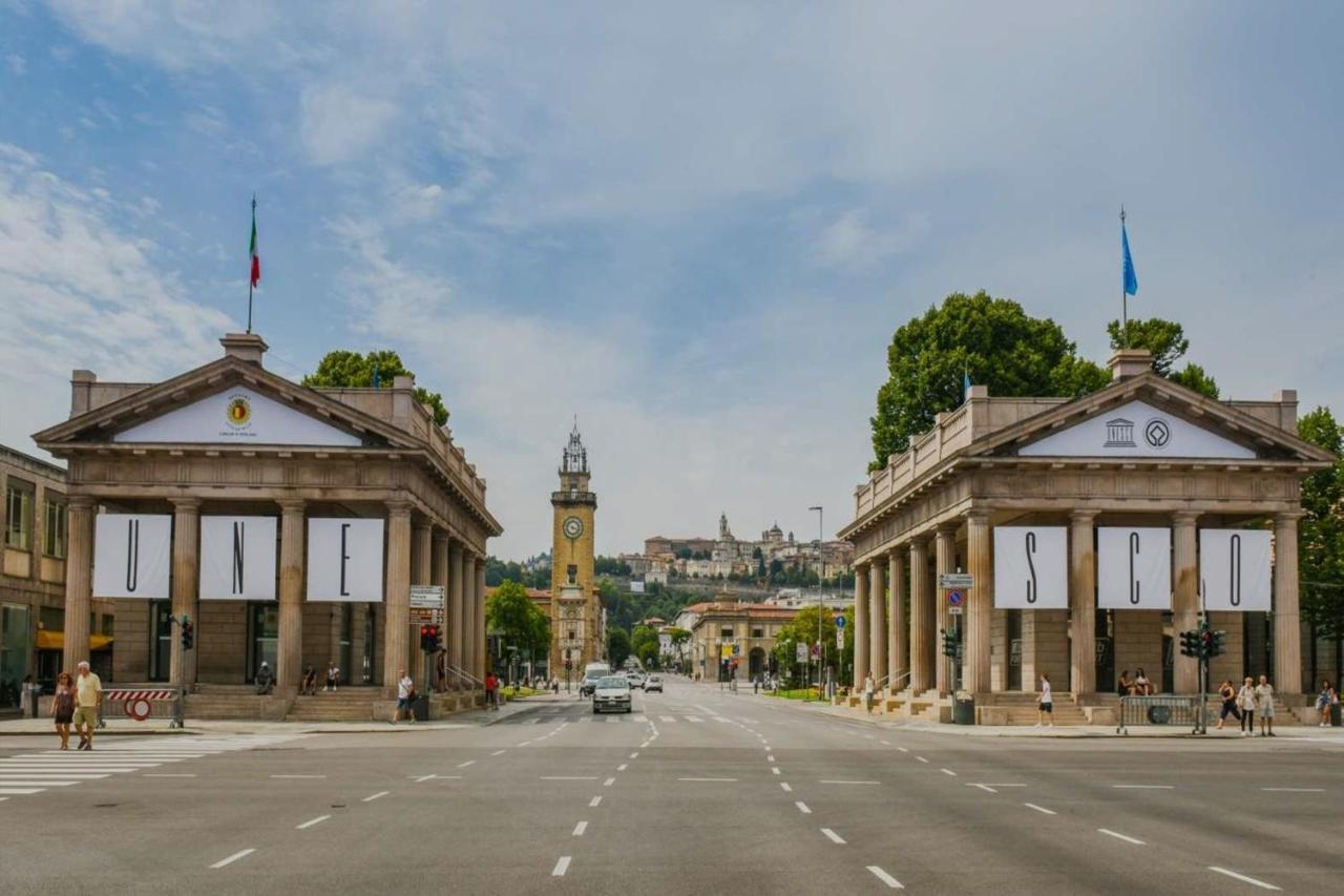 Porta Nuova - Casa Vacanze Ai Mille - 3 Bergamo Bagian luar foto